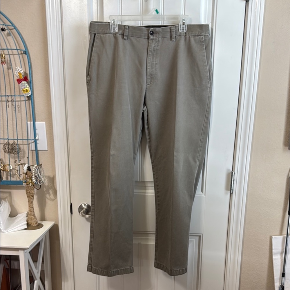 Haggar Greyish/Tan Chinos 36x30